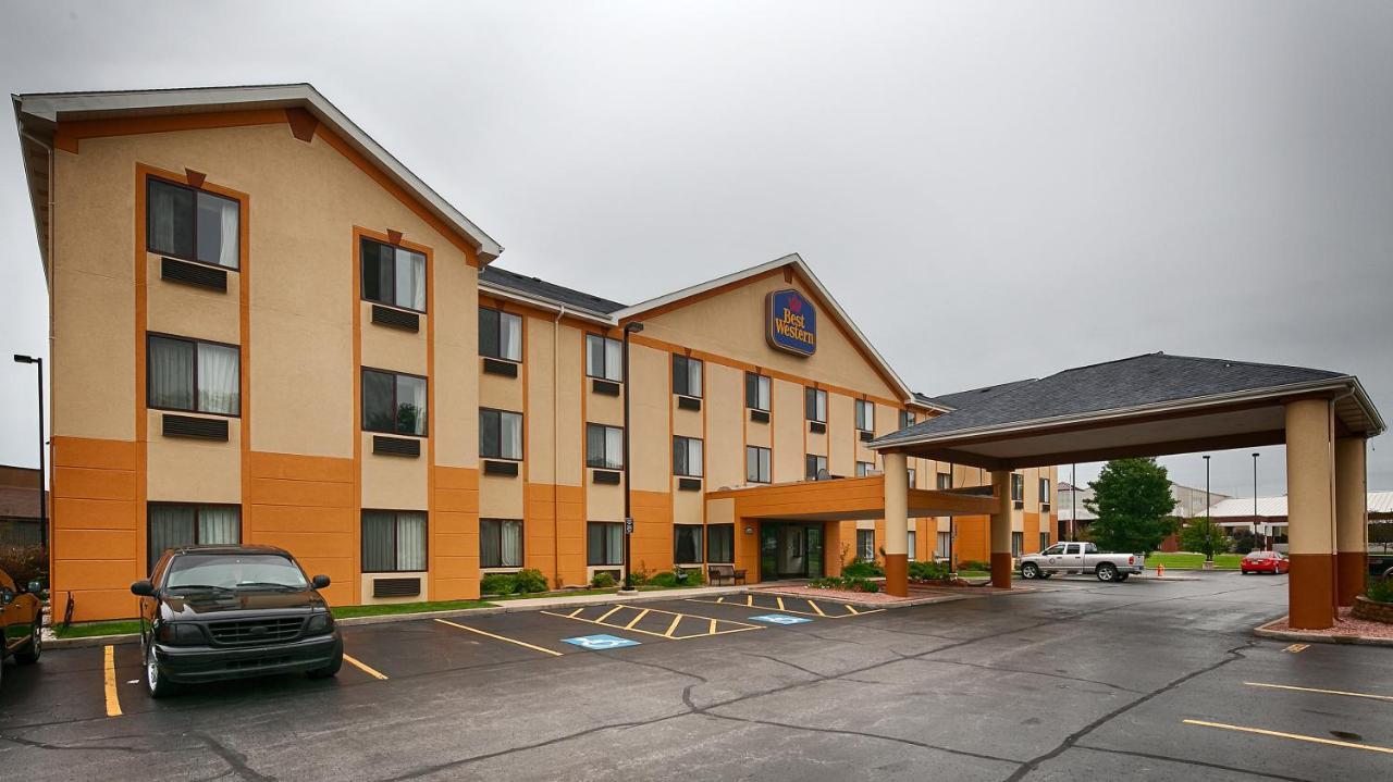 Inn & Suites Merrillville Exterior foto